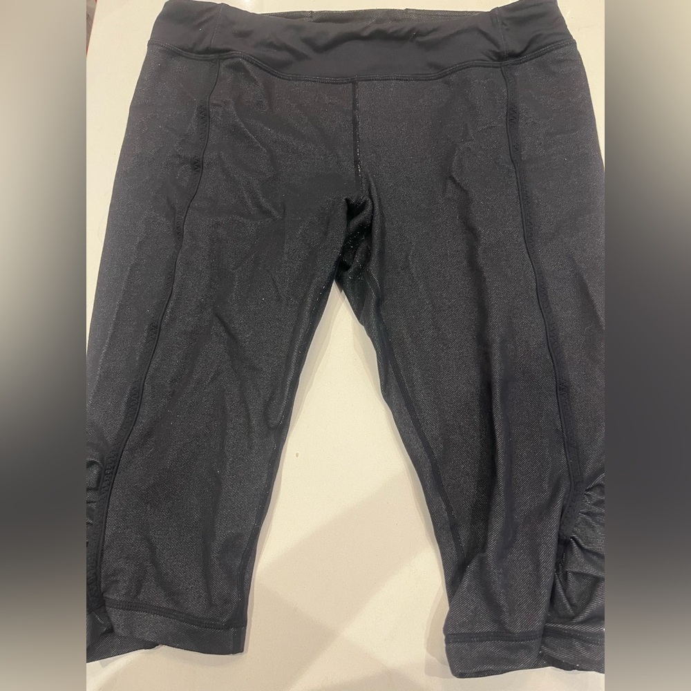 lululemon knee length tights